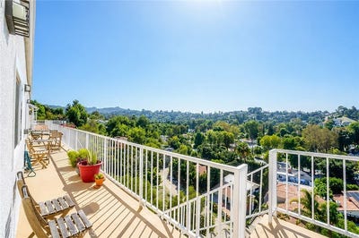 /international/us/5035-escobedo-drive-woodland-hills-ca-110108436823/