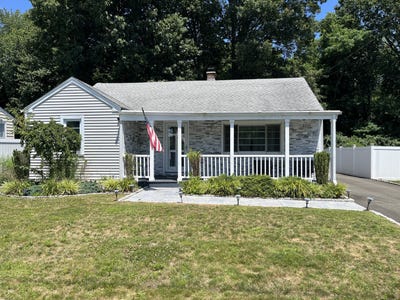 /international/us/31-forest-street-east-haven-ct-110101506959/