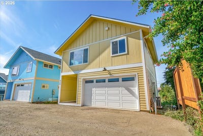 /international/us/430-nw-5th-st-newport-or-110120135126/