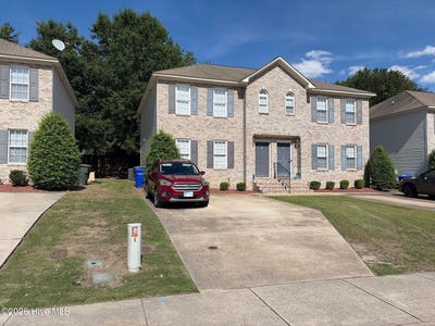 /international/us/4225-brook-creek-lane-greenville-nc-110107988892/