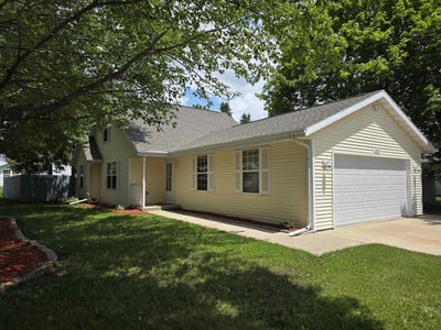 /international/us/2221-alongi-lane-beloit-wi-110109040739/