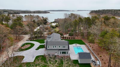 /international/us/63-kescayogansett-road-orleans-ma-110104928121/