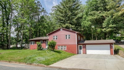 /international/us/603-se-15th-street-menomonie-wi-110100100220/?lang=de