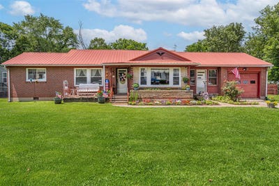/international/us/702-w-7th-street-russellville-ky-110100128855/