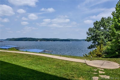 /international/us/100-trinity-point-drive-camdenton-mo-110109508009/