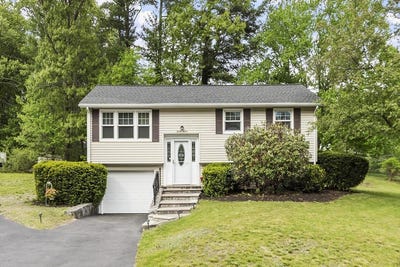 /international/us/27-dexter-ave-dracut-ma-110108476687/