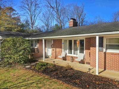 /international/us/518-hillcrest-circle-bridgeport-wv-110105864137/