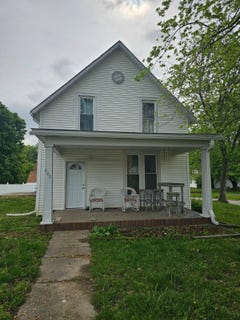 /international/us/400-ne-5th-street-fairfield-il-110099237794/
