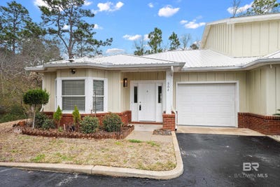 /international/us/22323-cotton-creek-drive-gulf-shores-al-110108490579/