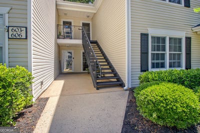 /international/us/606-ridgelake-peachtree-city-ga-110099722467/