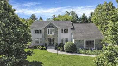 /international/us/2393-cove-point-court-powell-oh-110110067454/