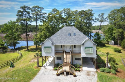 /international/us/1002-howells-road-grantsboro-nc-110108412016/