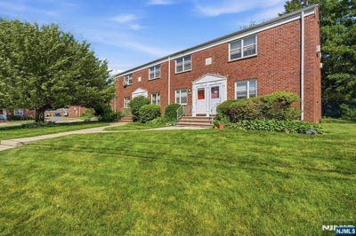 /international/us/358-esplanade-hackensack-nj-110108774916/