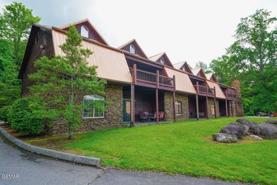 /international/us/206-forrest-loop-way-gatlinburg-tn-110100149130/