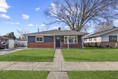 /international/us/15214-dorchester-avenue-dolton-il-110104558526/