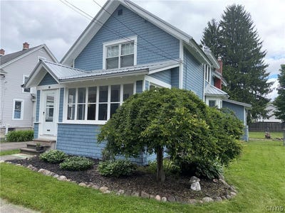 /international/us/84-floral-avenue-cortland-ny-110108440656/