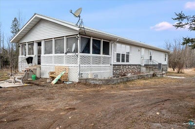 /international/us/4381-hwy-73-floodwood-mn-110106975230/