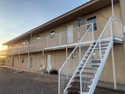 /international/us/308-diaz-st-presidio-tx-110087629576/