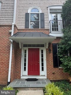 /international/us/748-moore-avenue-bryn-mawr-pa-110108932812/