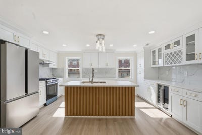 /international/us/649-lawler-street-philadelphia-pa-110120612478/