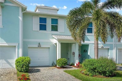 /international/us/303-se-halifax-lane-stuart-fl-110097263779/