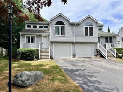 /international/us/11-college-hill-road-warwick-ri-110108901227/
