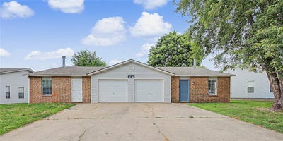 /international/us/4394-4396-w-thrasher-drive-fayetteville-ar-110119564831/