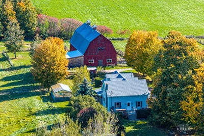 /international/us/902-county-road-29-burke-ny-110120411508/