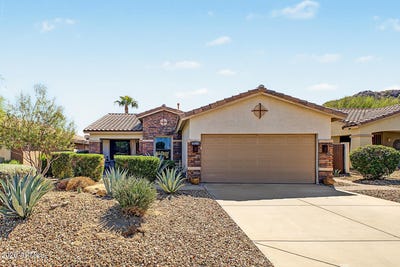 /international/us/18379-w-capistrano-avenue-goodyear-az-110120457325/