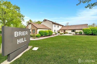 /international/us/1-brier-hill-court-east-brunswick-nj-110120512988/