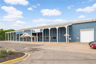 /international/us/3050-coon-rapids-boulevard-nw-coon-rapids-mn-110108168434/