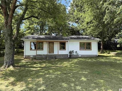 /international/us/203-prince-court-princeton-ky-110109333382/