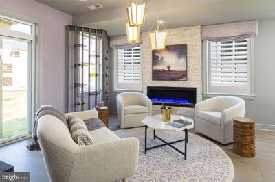 /international/us/48-becker-drive-chalfont-pa-110108297901/