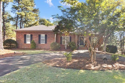 /international/us/2-fur-court-e-pinehurst-nc-110120756557/