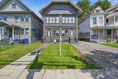 /international/us/339-delaware-avenue-albany-ny-110109335293/