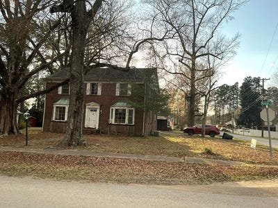 /international/us/313-n-monroe-st-calhoun-city-ms-110106225209/