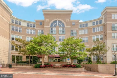 /international/us/12001-market-street-reston-va-110108205365/
