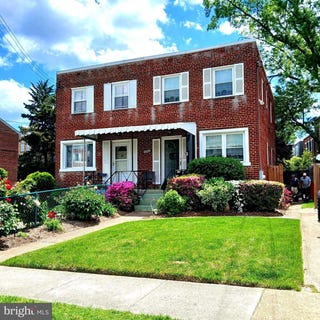 /international/us/3202-13th-road-s-arlington-va-110101200778/