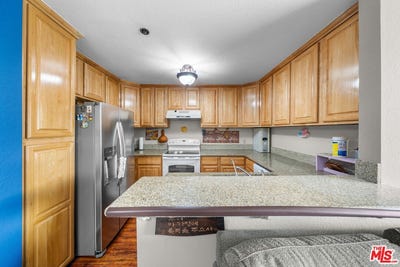 /international/us/11410-dolan-ave-downey-ca-110105522796/