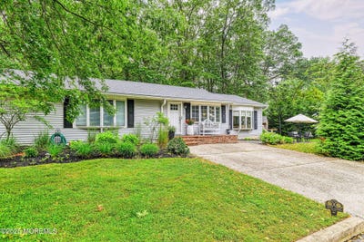 /international/us/569-atlantic-avenue-spring-lake-heights-nj-110100360019/