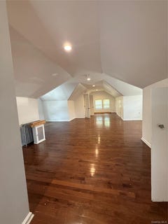 /international/us/13746-bedell-street-springfield-gardens-ny-110108469890/