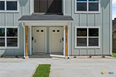 /international/us/909-b-s-2nd-street-temple-tx-110110368538/