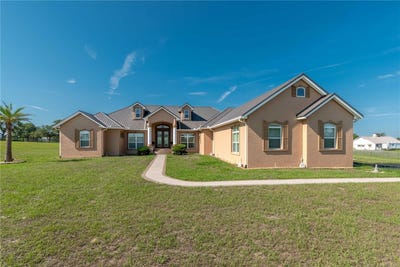 /international/us/17290-w-highway-328-dunnellon-fl-110099933394/