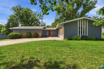/international/us/201-w-elm-st-luverne-mn-110108506329/