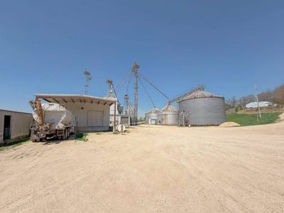 /international/us/12659-state-hwy-96-pleasant-hill-il-110107319854/
