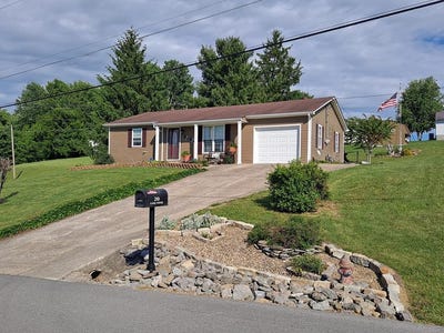 /international/us/210-mary-s-avenue-flemingsburg-ky-110108108275/