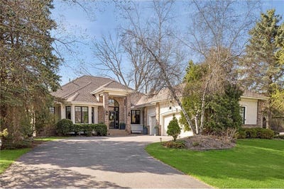/international/us/9250-breckenridge-lane-eden-prairie-mn-110107553090/