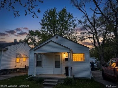 /international/us/8499-chapp-avenue-warren-mi-110107851487/