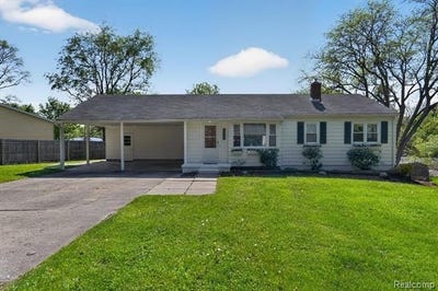 /international/us/4949-algonquin-way-meridian-twp-mi-110108097930/