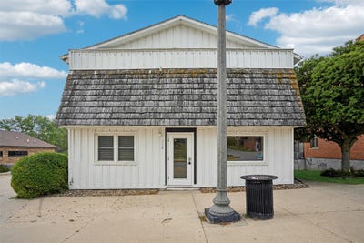 /international/us/116-e-main-street-panora-ia-110109066696/